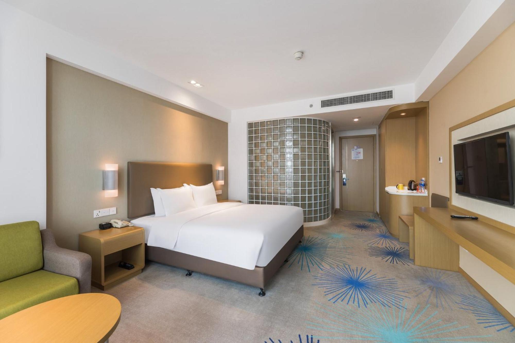 Holiday Inn Express - Liuyang Development Zone By Ihg Changsha Huanghua Airport Exterior photo